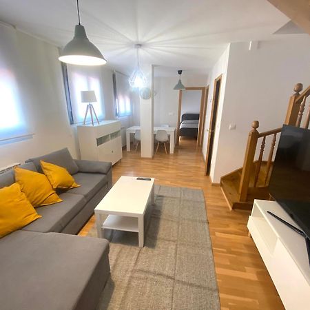 Apartamento Centrico Con Garaje ฮากา ภายนอก รูปภาพ
